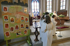 Dankgottesdienst der Kommunionkinder (Foto: Karl-Franz Thiede)